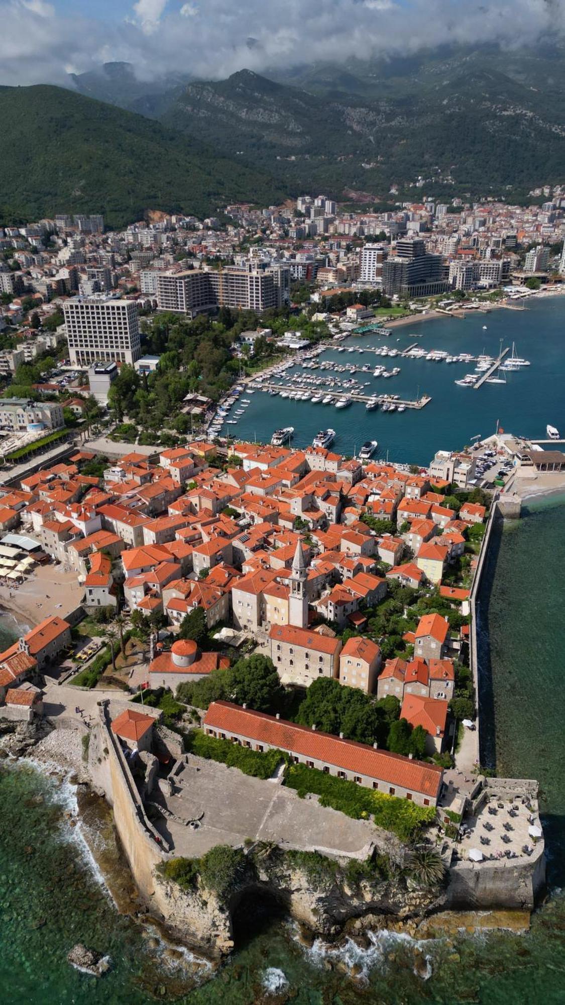 Four Views By The Sea Apartments Budva Eksteriør billede